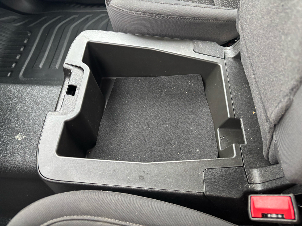 Chevrolet Silverado 1500 2WD Reg Cab 140" Work Truck 2024