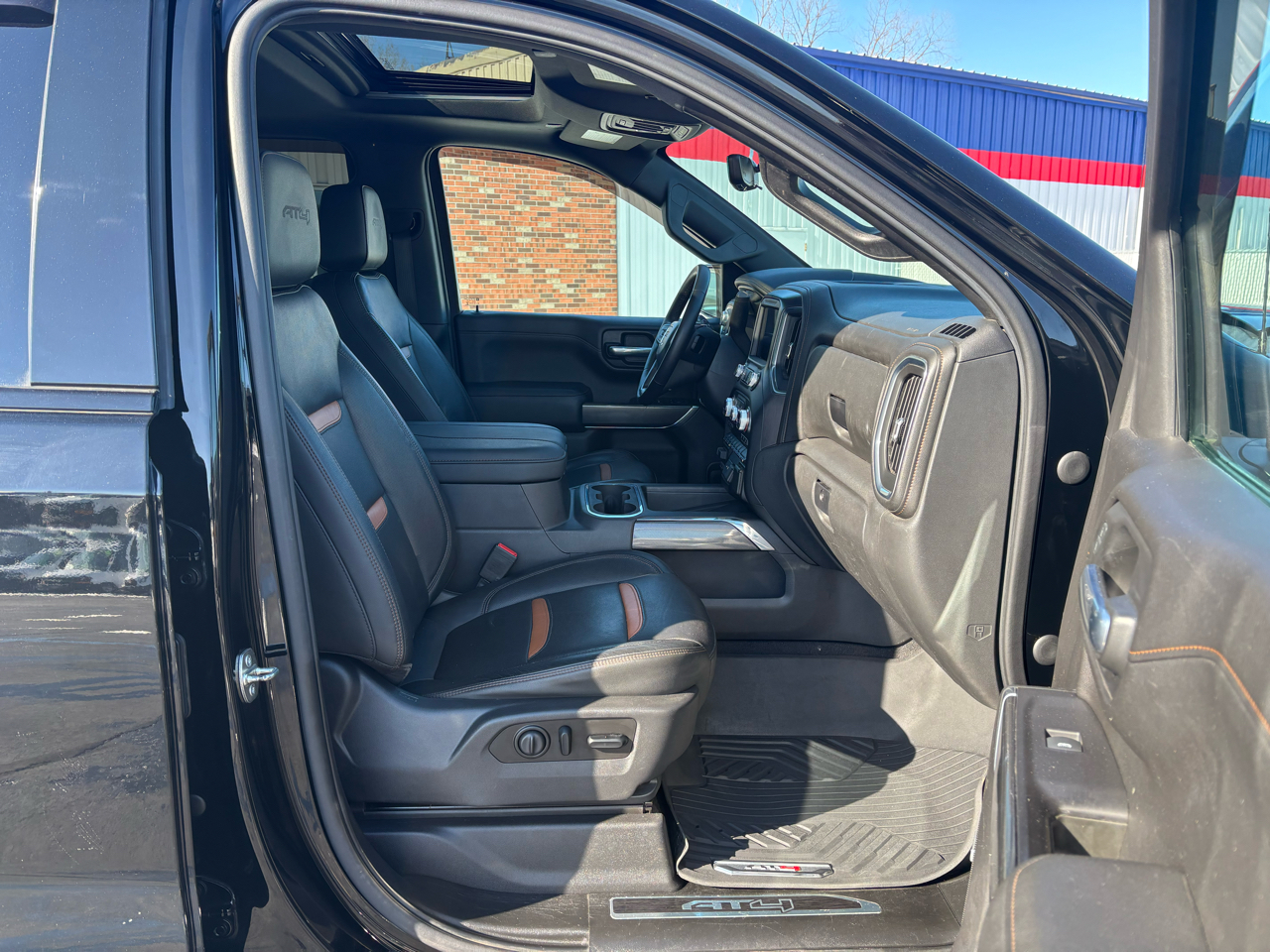 GMC Sierra 1500 4WD Crew Cab 147" AT4 2020