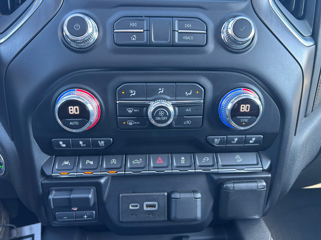 GMC Sierra 1500 4WD Crew Cab 147" AT4 2020