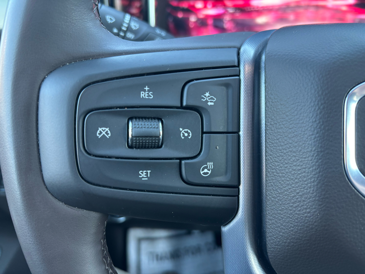 GMC Sierra 1500 4WD Crew Cab 147" SLT 2025