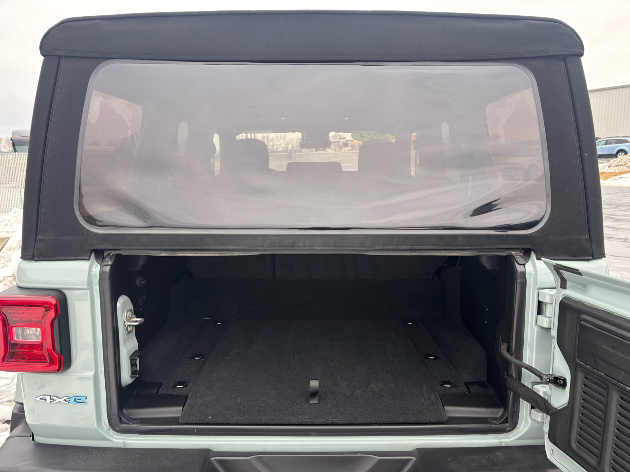 Jeep Wrangler 4xe Sahara 4x4 2024