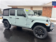 2024 Jeep Wrangler 4xe 