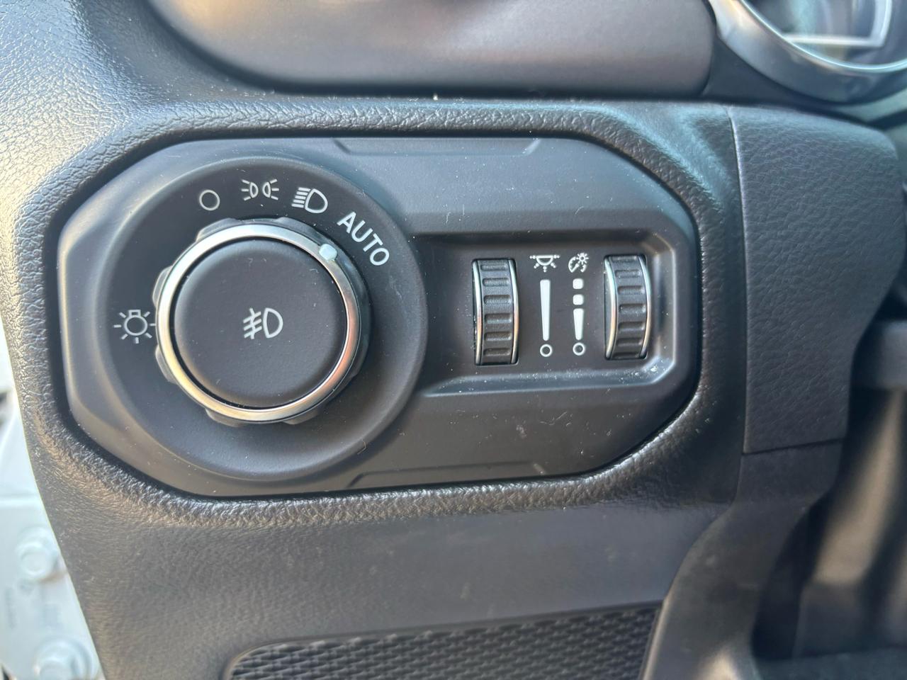 Jeep Wrangler Unlimited Willys 4x4 2022