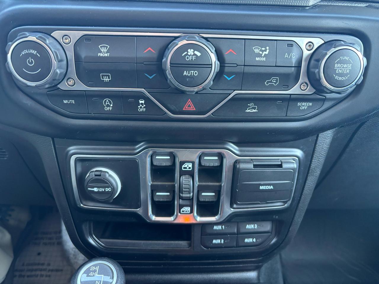 Jeep Wrangler Unlimited Willys 4x4 2022