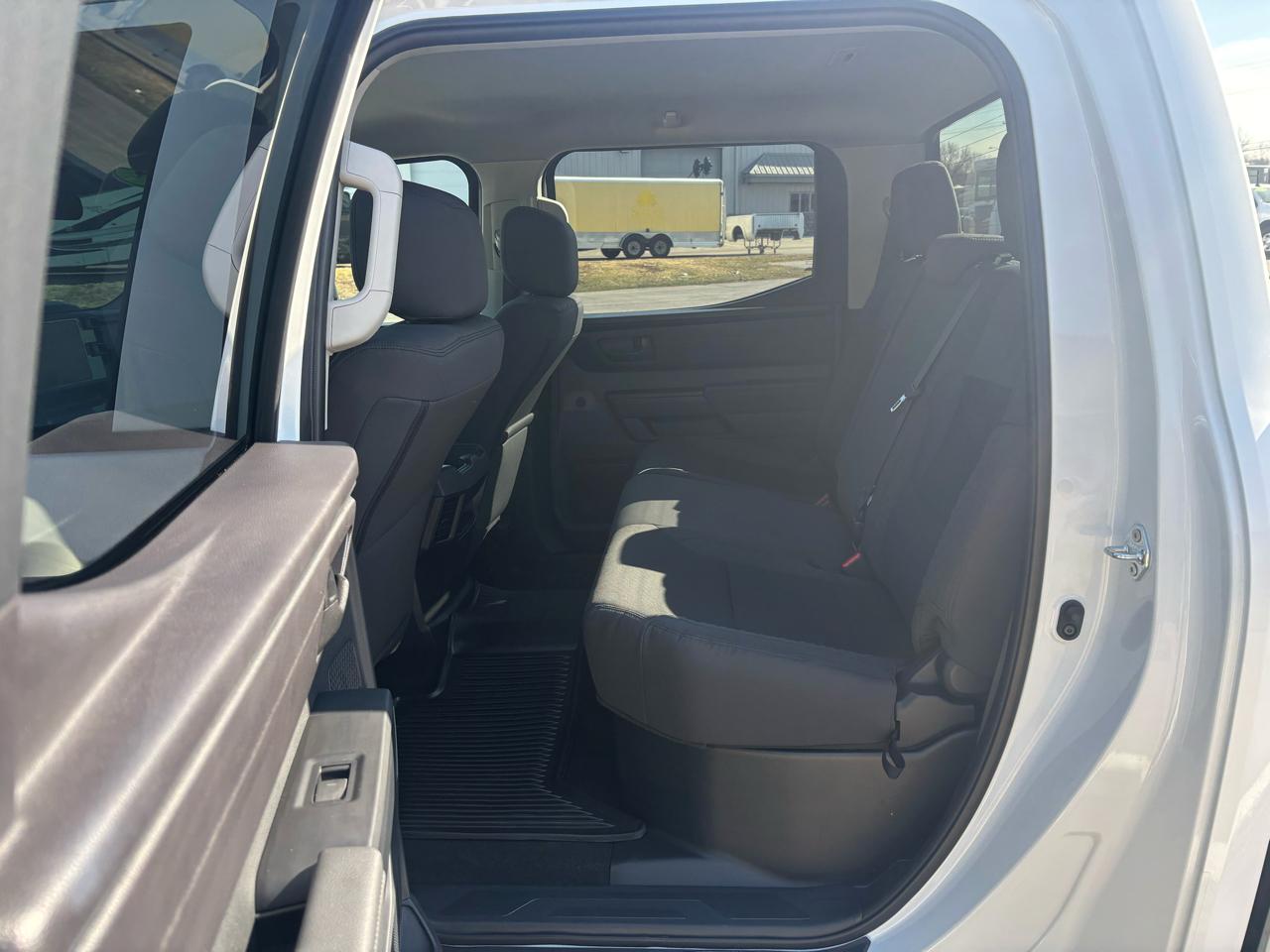 Toyota Tundra 4WD SR CrewMax 5.5' Bed (Natl) 2024