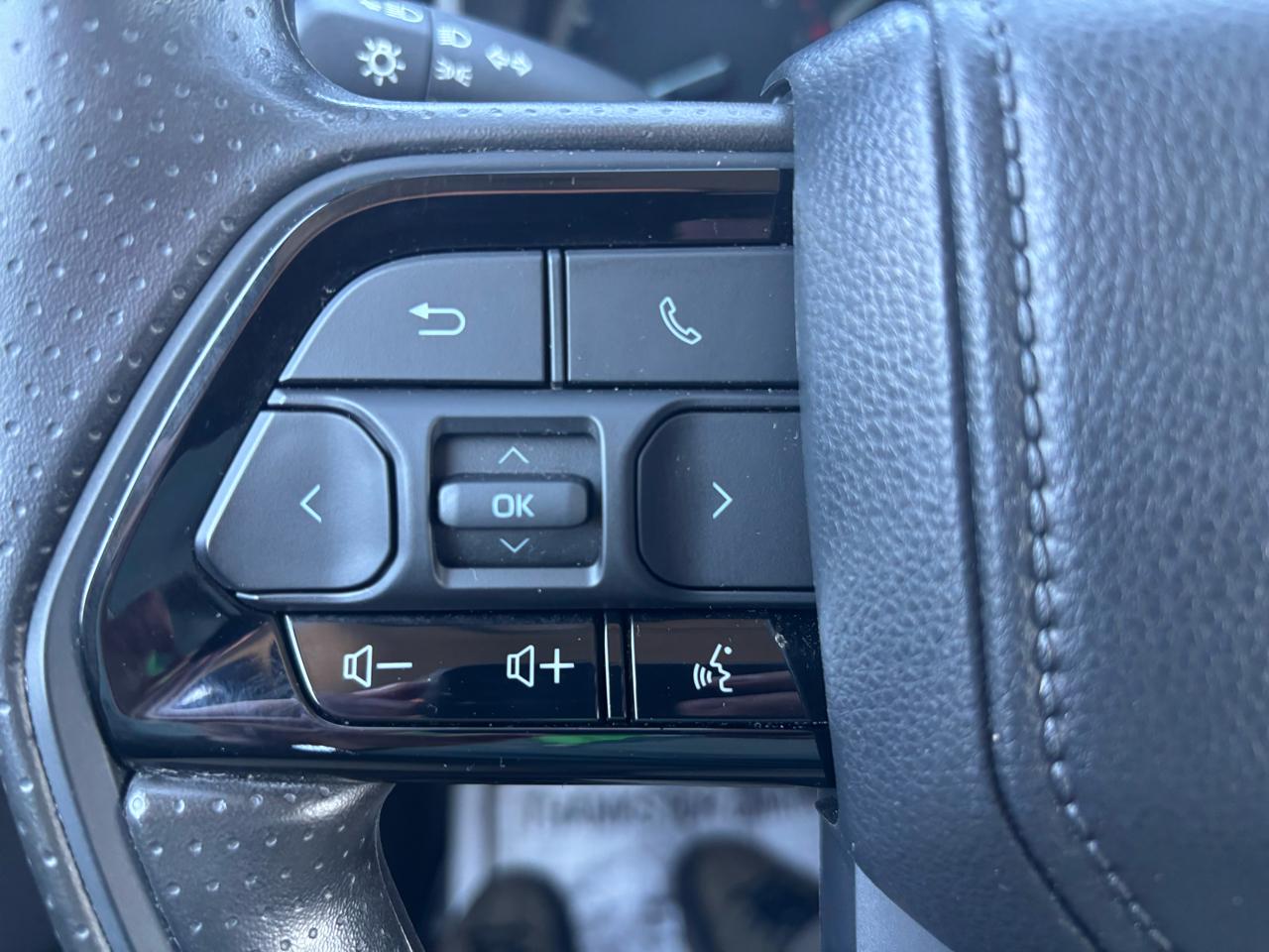 Toyota Tundra 4WD SR CrewMax 5.5' Bed (Natl) 2024