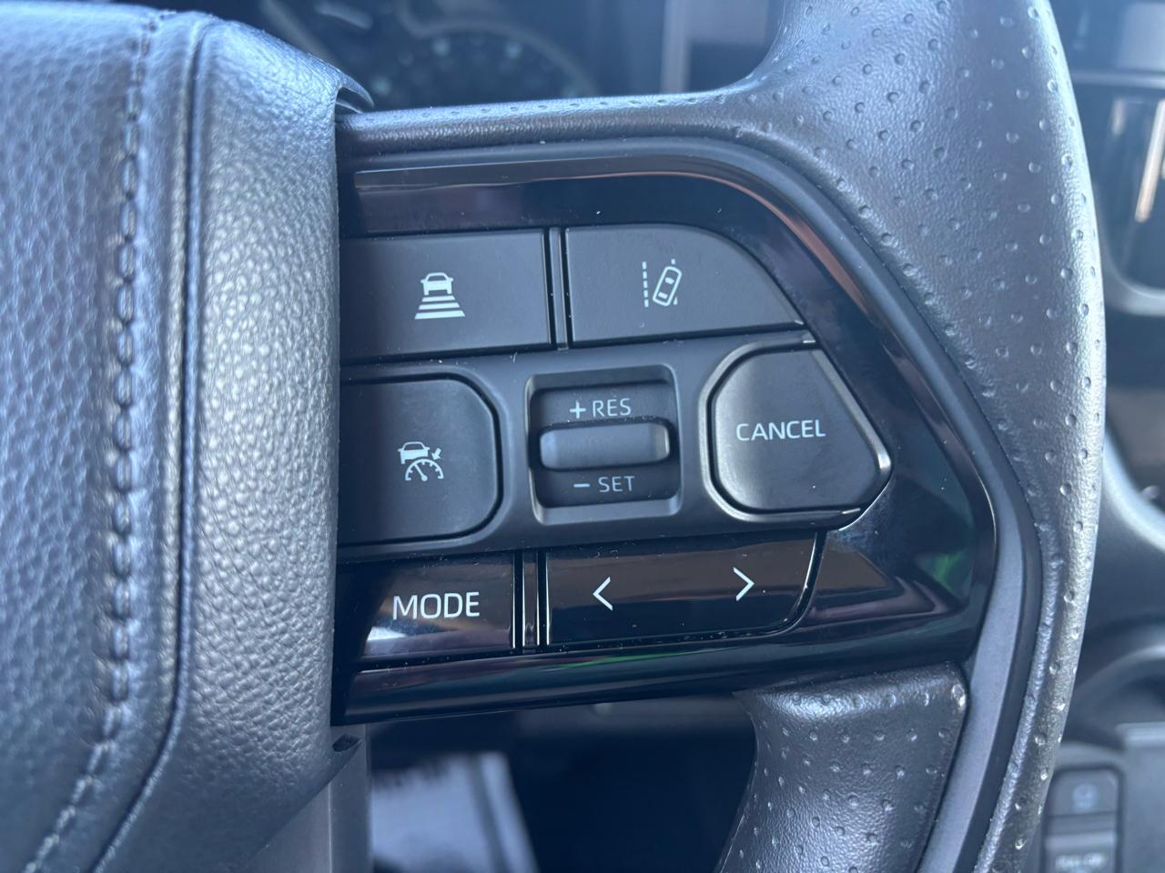 Toyota Tundra 4WD SR CrewMax 5.5' Bed (Natl) 2024