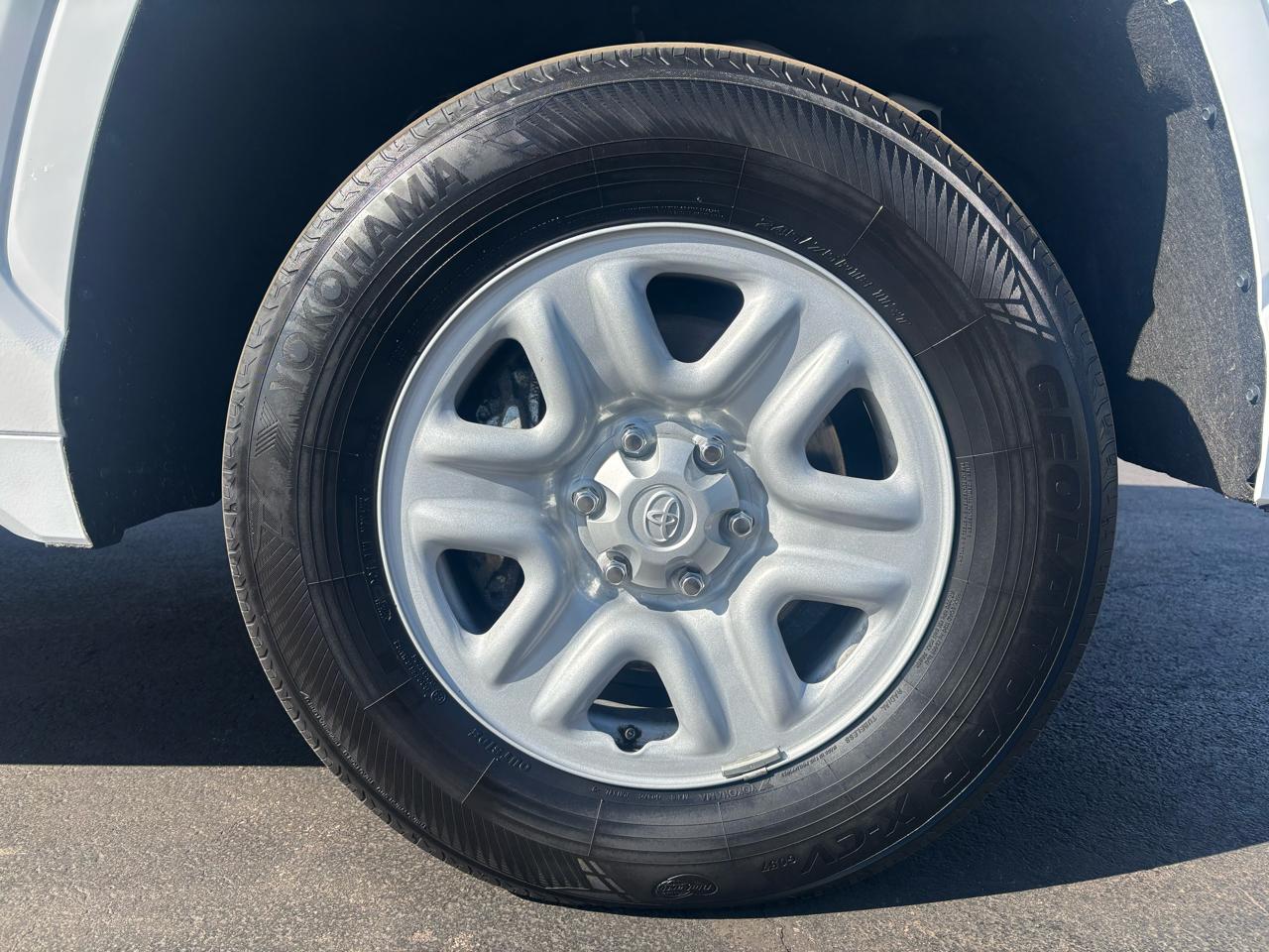 Toyota Tundra 4WD SR CrewMax 5.5' Bed (Natl) 2024