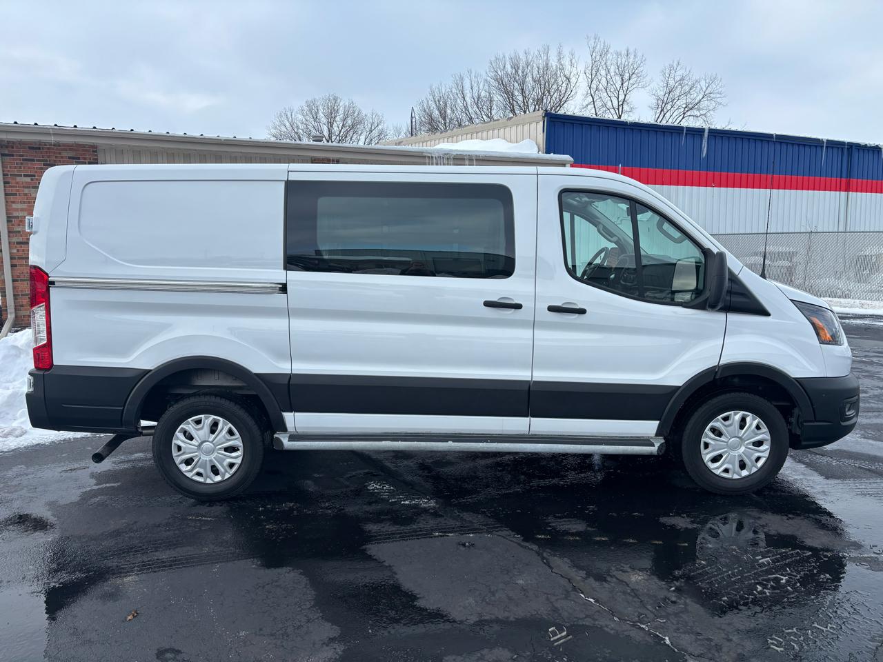 Ford Transit Cargo Van T-250 130" Low Rf 9070 GVWR RWD 2024