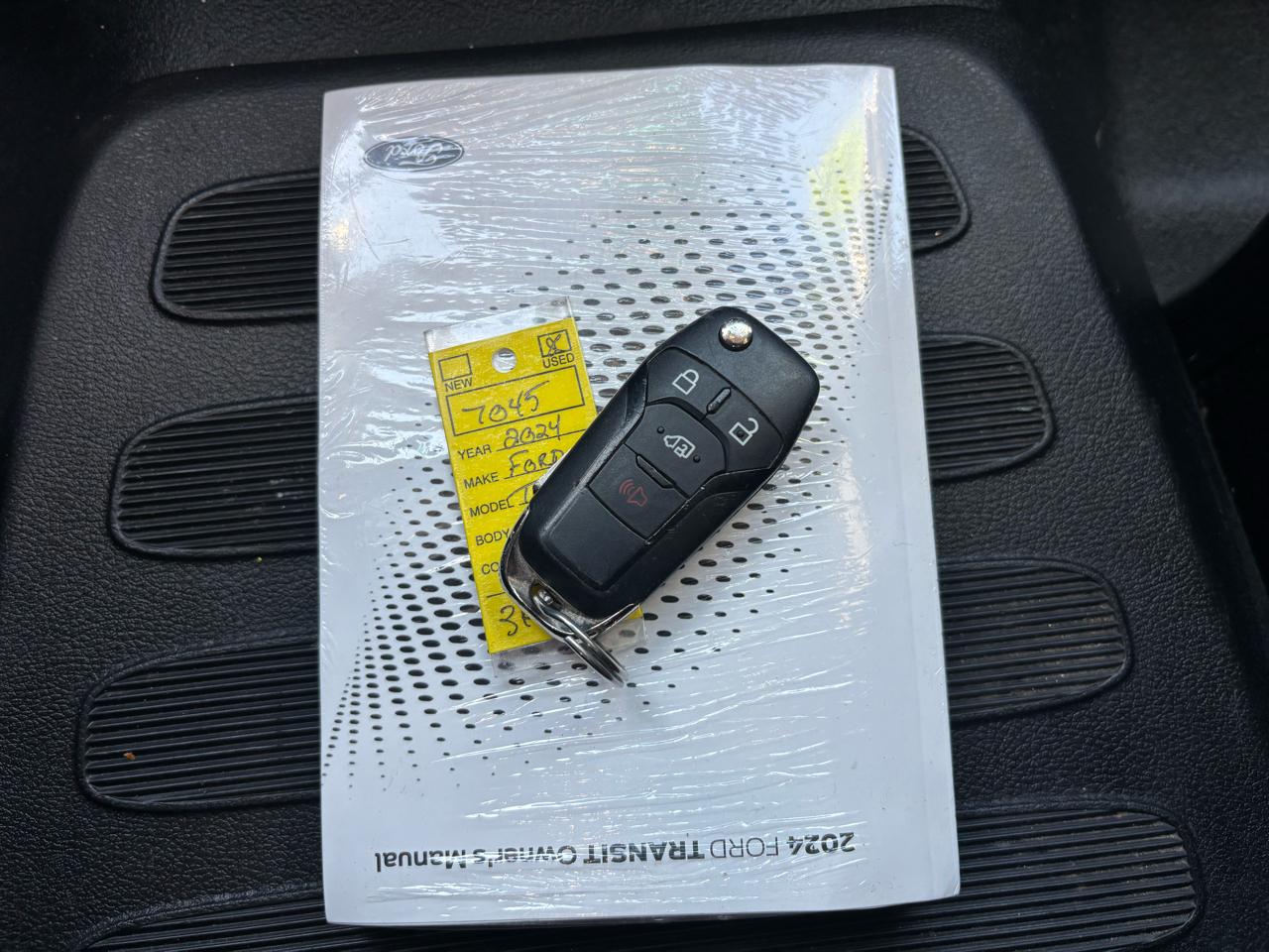 Ford Transit Cargo Van T-250 130" Low Rf 9070 GVWR RWD 2024