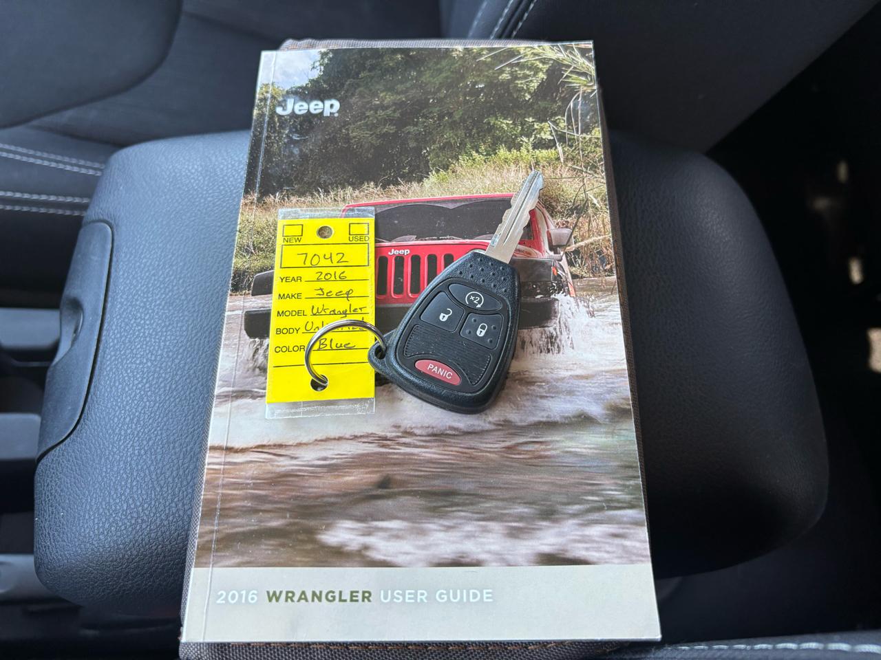 Jeep Wrangler Unlimited 4WD 4dr Sahara 2016