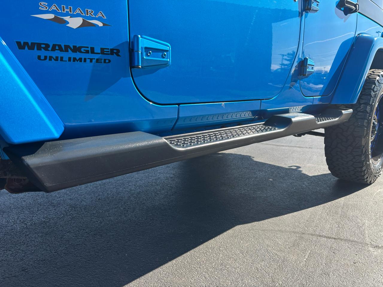 Jeep Wrangler Unlimited 4WD 4dr Sahara 2016