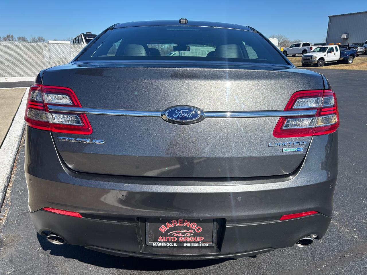 Ford Taurus Limited AWD 2018