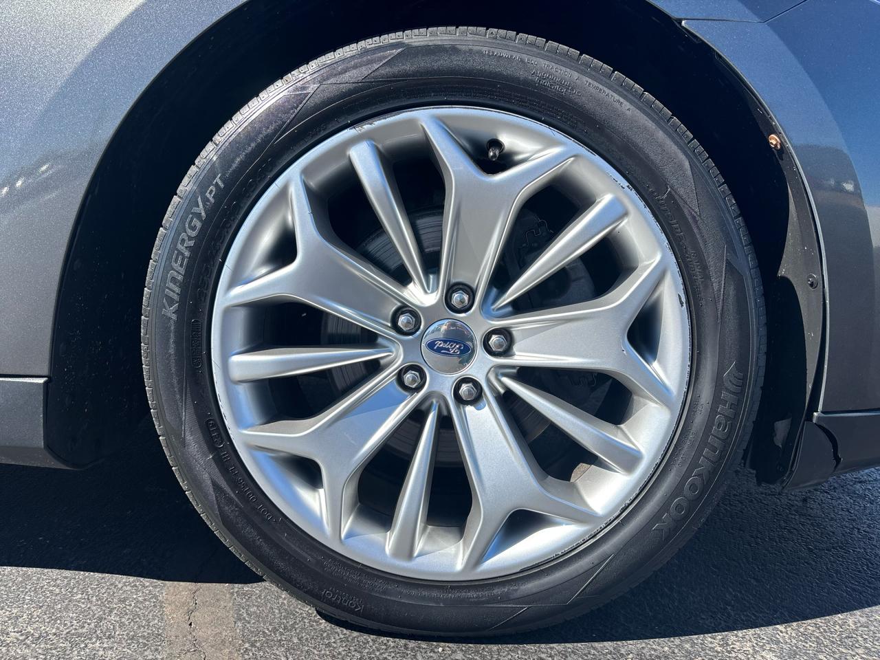 Ford Taurus Limited AWD 2018