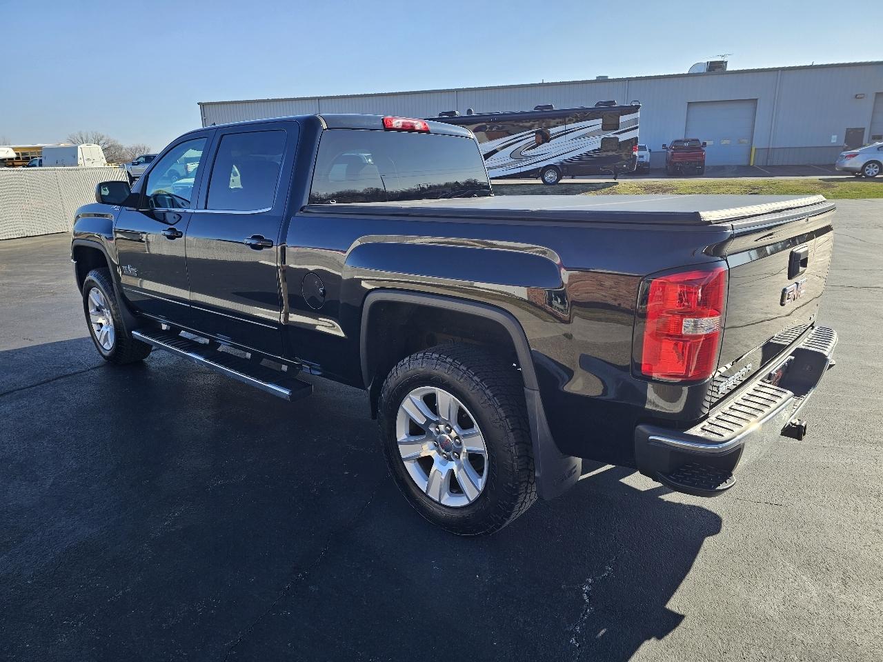 GMC Sierra 1500 4WD Crew Cab 153.0" SLE 2016