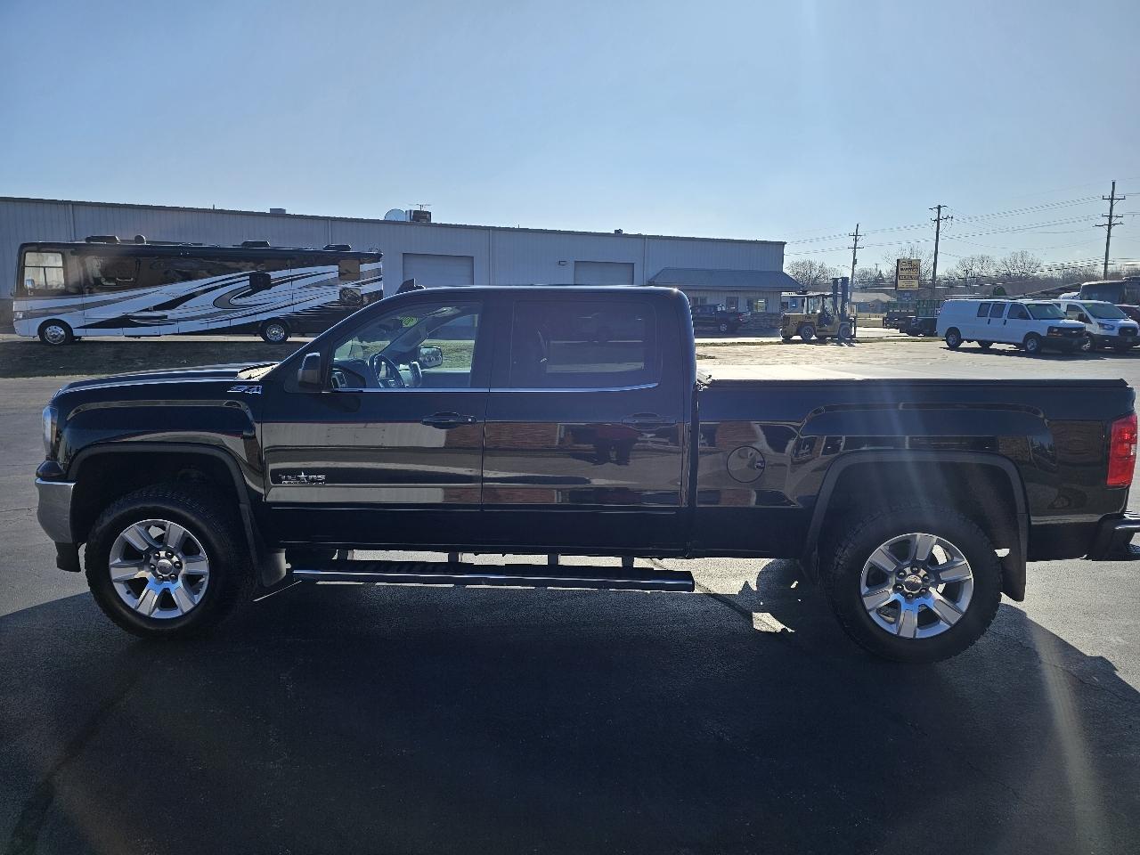 GMC Sierra 1500 4WD Crew Cab 153.0" SLE 2016
