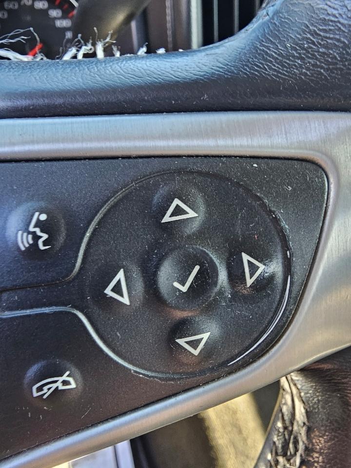 GMC Sierra 1500 4WD Crew Cab 153.0" SLE 2016