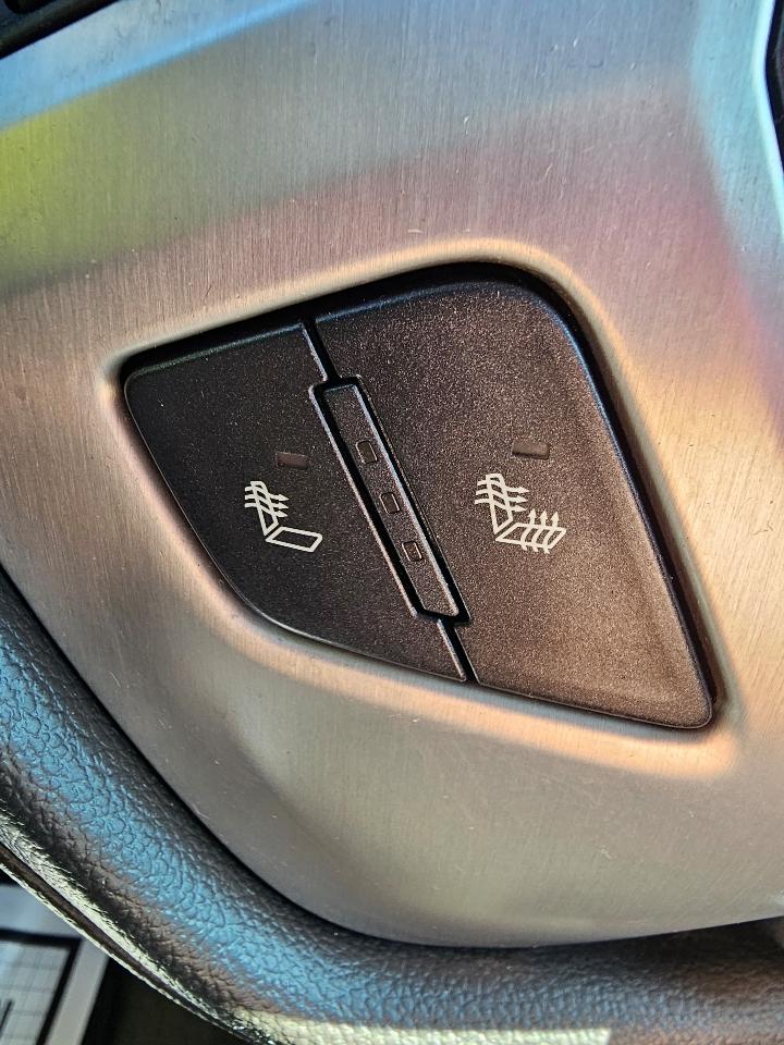 GMC Sierra 1500 4WD Crew Cab 153.0" SLE 2016