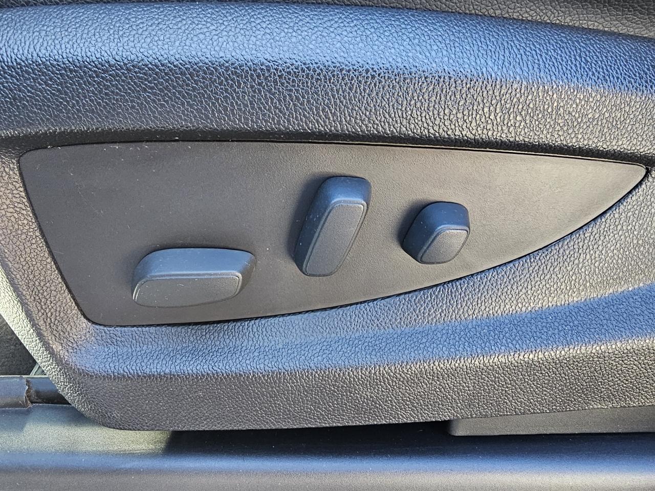 GMC Sierra 1500 4WD Crew Cab 153.0" SLE 2016