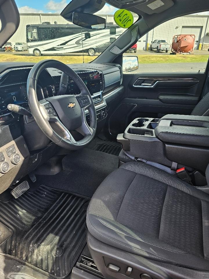 Chevrolet Silverado 1500 4WD Double Cab 147" LT w/2FL 2024