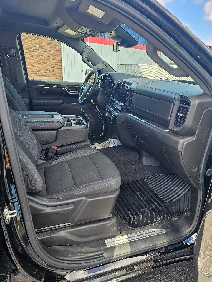 Chevrolet Silverado 1500 4WD Double Cab 147" LT w/2FL 2024