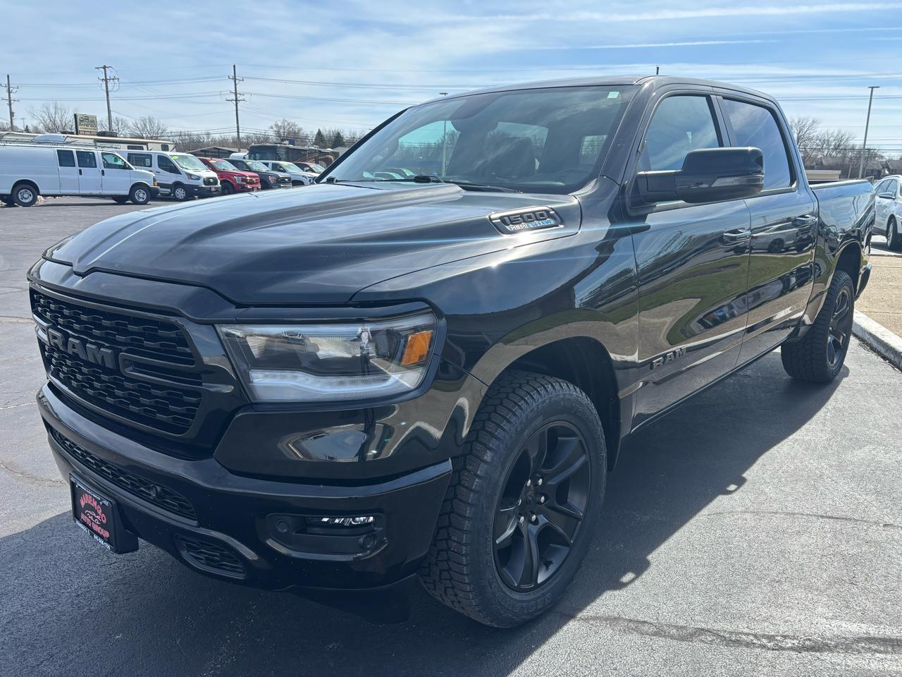 RAM 1500 Big Horn 4x4 Crew Cab 5'7" Box 2023