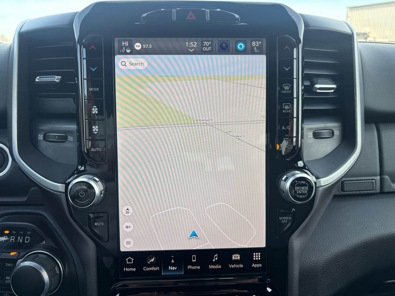 RAM 1500 Big Horn 4x4 Crew Cab 5'7" Box 2023