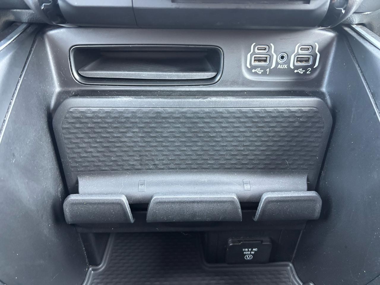 RAM 1500 Big Horn 4x4 Crew Cab 5'7" Box 2023