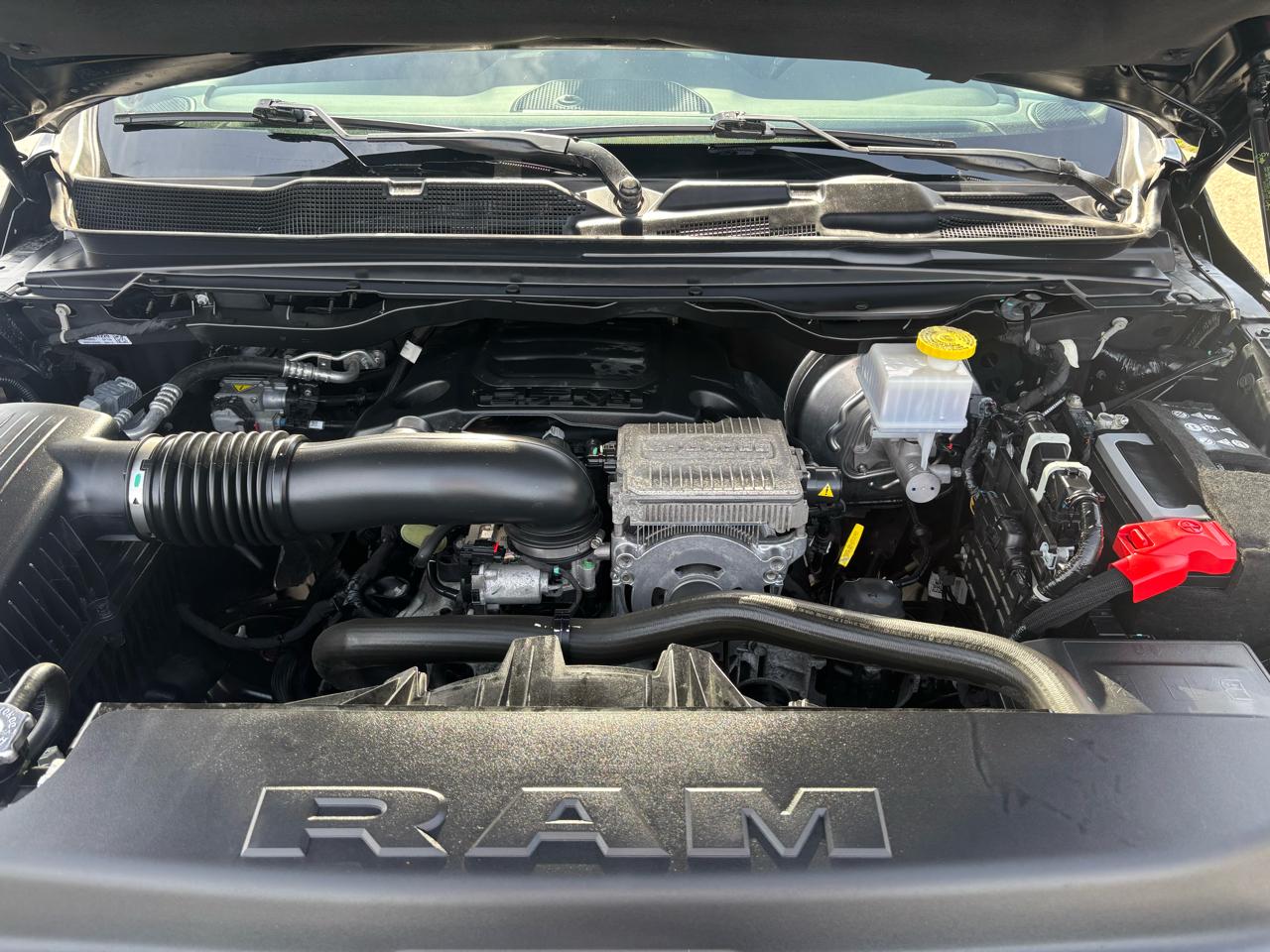 RAM 1500 Big Horn 4x4 Crew Cab 5'7" Box 2023