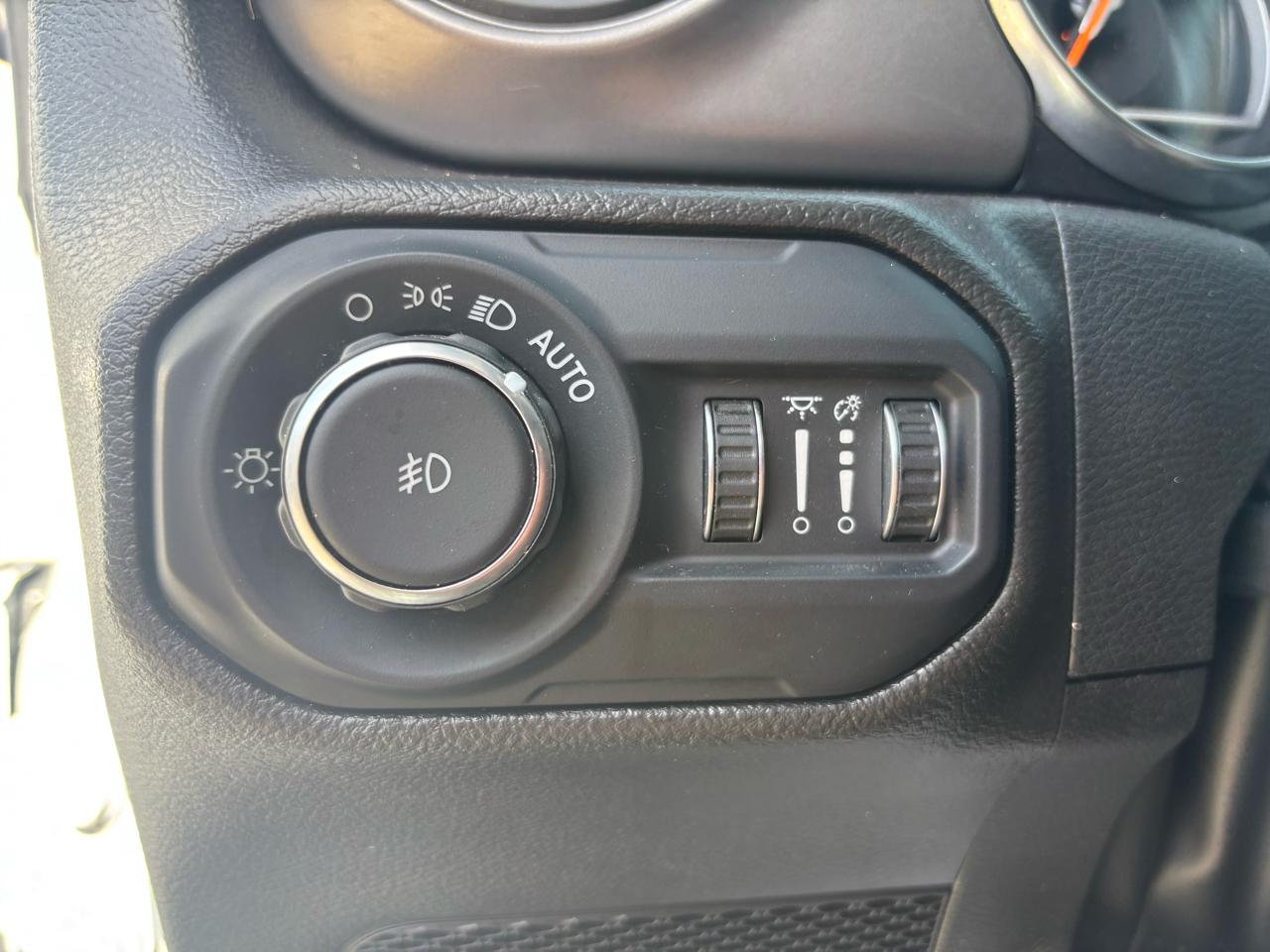 Jeep Wrangler Willys 4x4 2022