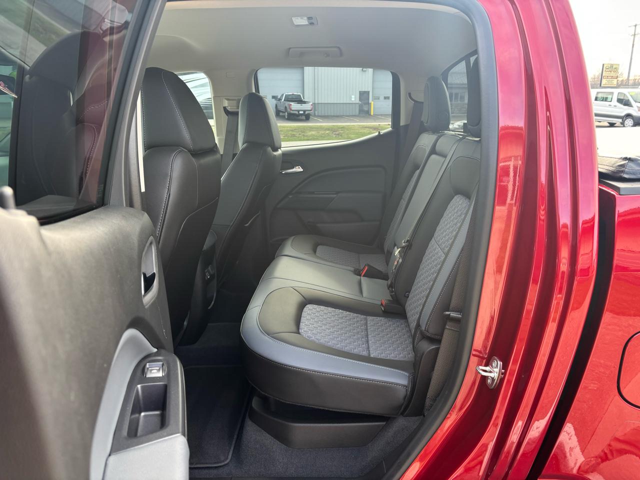 Chevrolet Colorado 4WD Crew Cab 128" Z71 2021