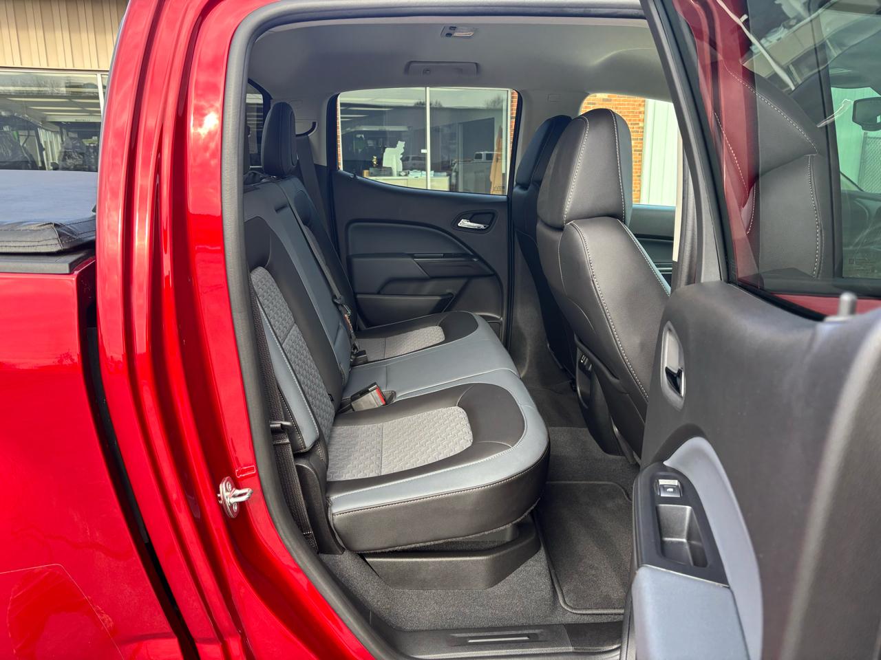 Chevrolet Colorado 4WD Crew Cab 128" Z71 2021