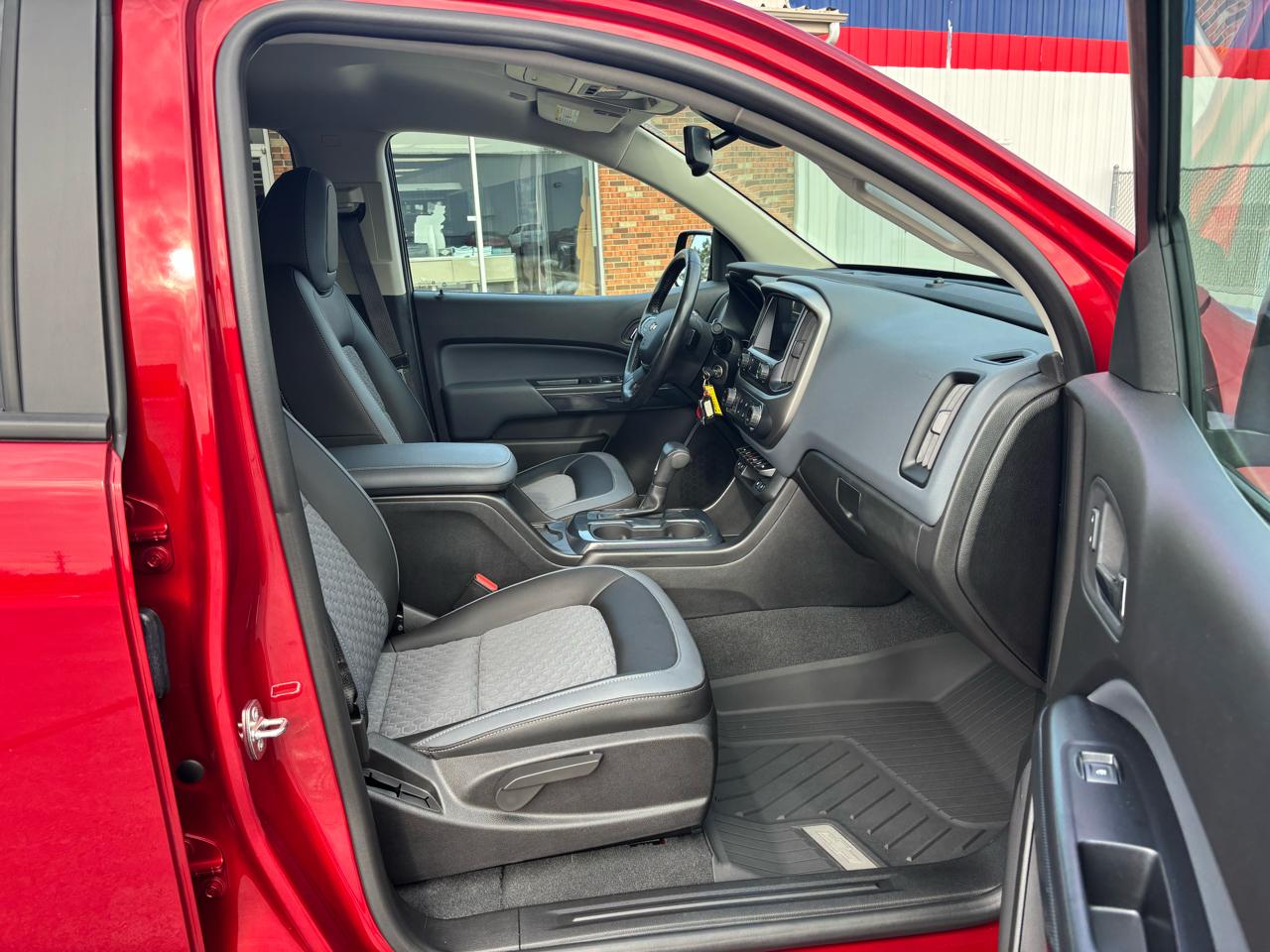 Chevrolet Colorado 4WD Crew Cab 128" Z71 2021