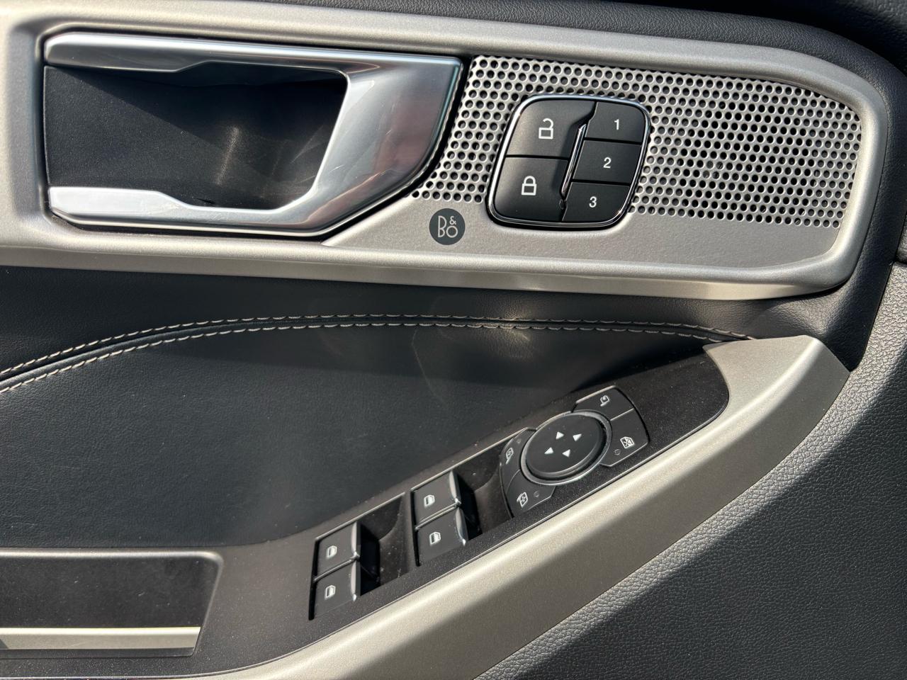 Ford Explorer Limited 4WD 2022