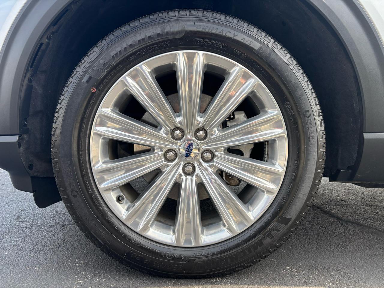 Ford Explorer Limited 4WD 2022