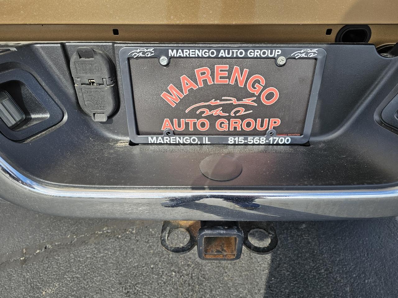 RAM 1500 4WD Crew Cab 140.5" SLT 2011