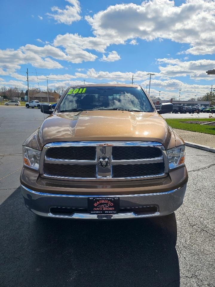 RAM 1500 4WD Crew Cab 140.5" SLT 2011