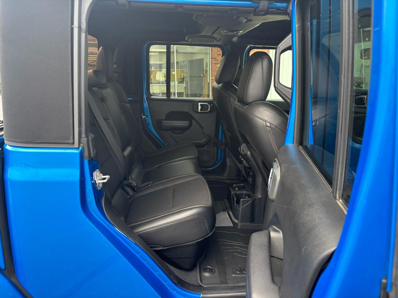 Jeep Gladiator Freedom 4x4 *Ltd Avail* 2021