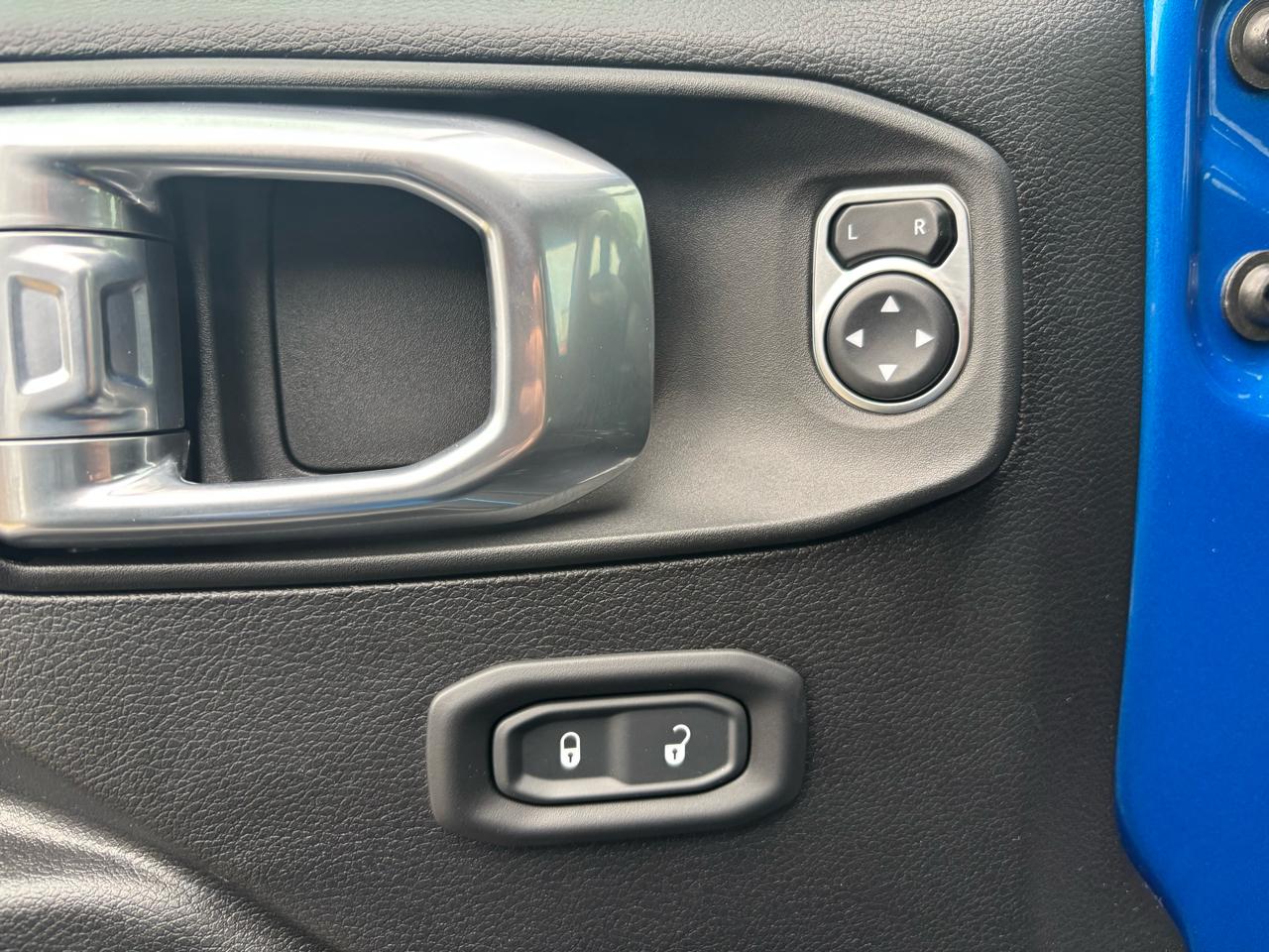 Jeep Gladiator Freedom 4x4 *Ltd Avail* 2021