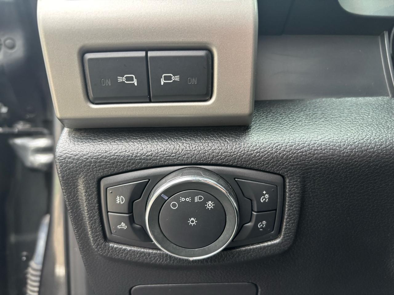 Ford F-150 Lariat 4WD SuperCrew 5.5' Box 2019