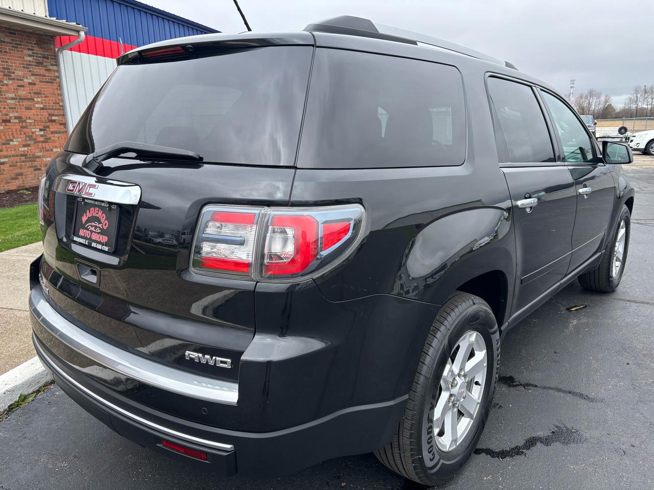 GMC Acadia AWD 4dr SLE w/SLE-2 2015