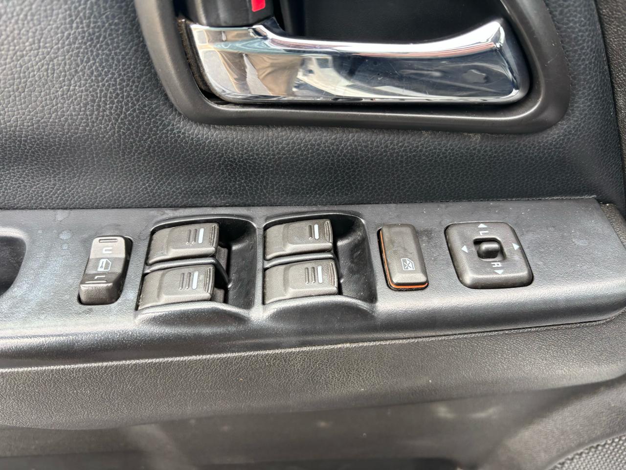 Chevrolet Colorado 4WD Crew Cab LT w/2LT 2012