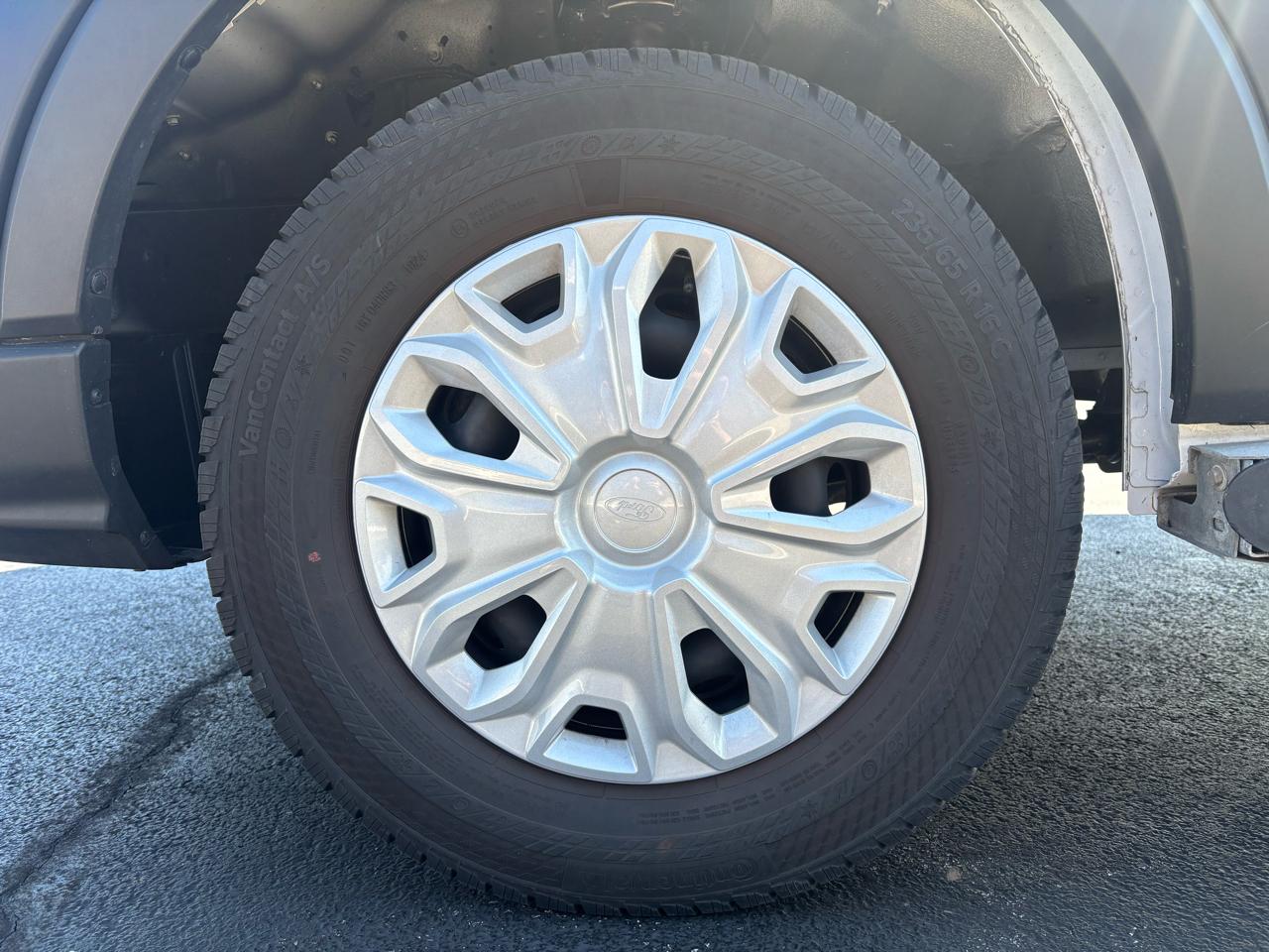 Ford Transit Cargo Van T-250 130" Low Rf 9070 GVWR RWD 2024