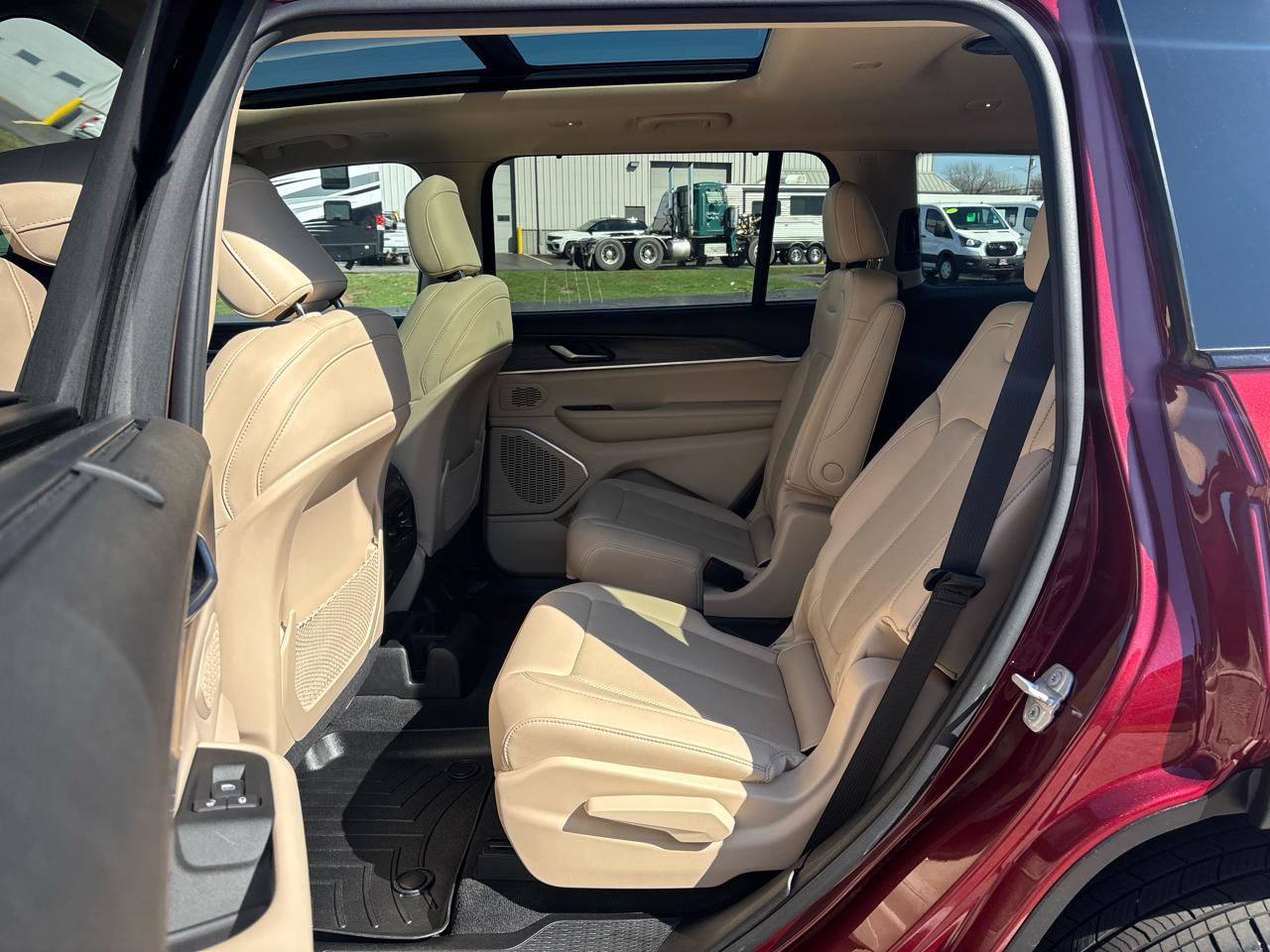 Jeep Grand Cherokee L Limited 4x4 2022