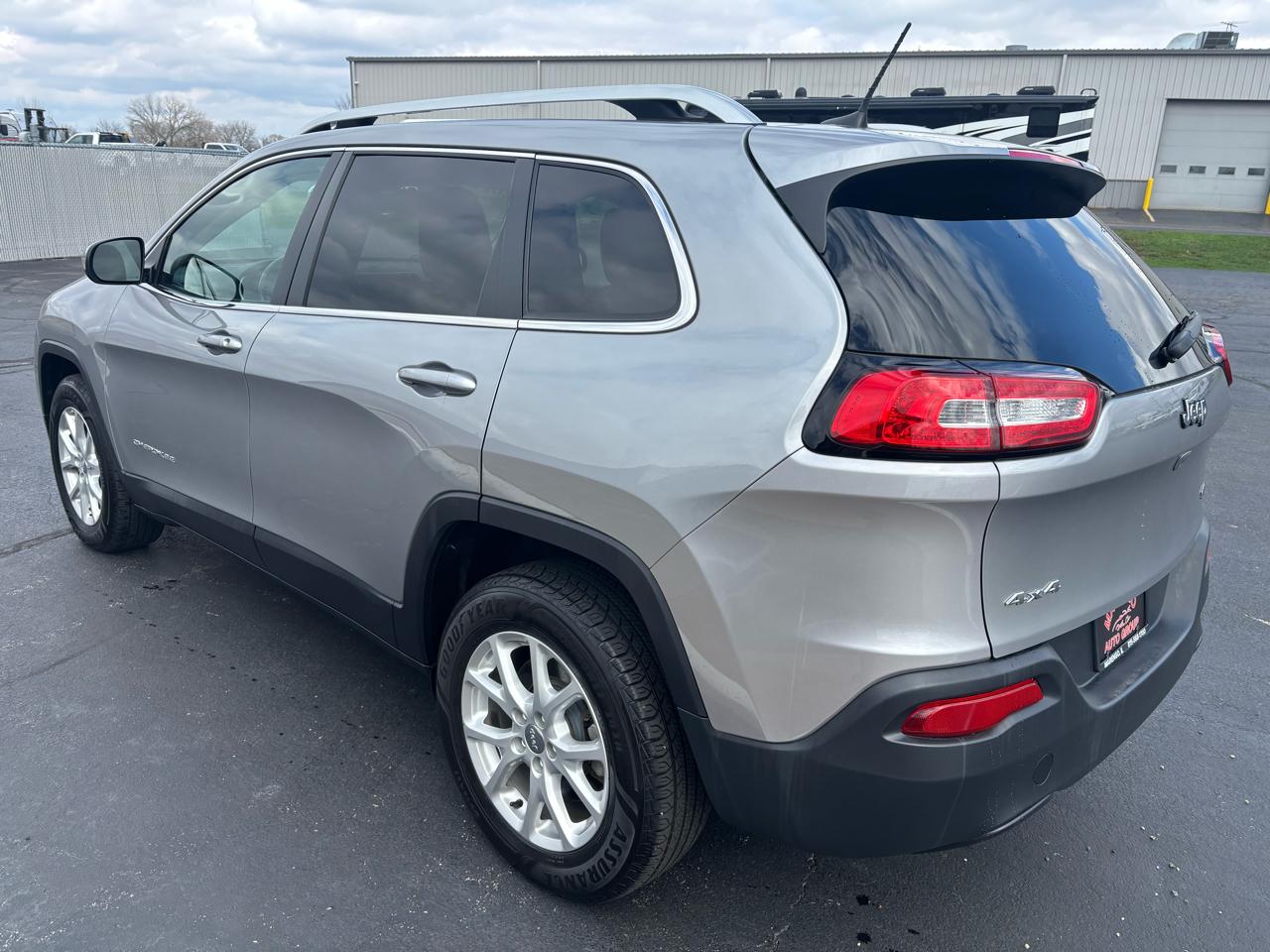 Jeep Cherokee 4WD 4dr Latitude 2016