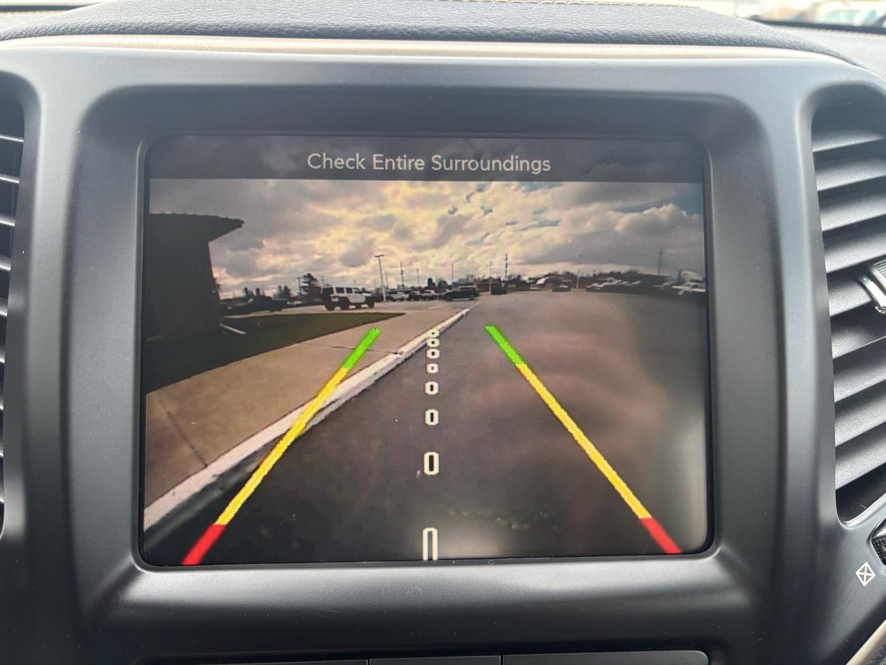 Jeep Cherokee 4WD 4dr Latitude 2016