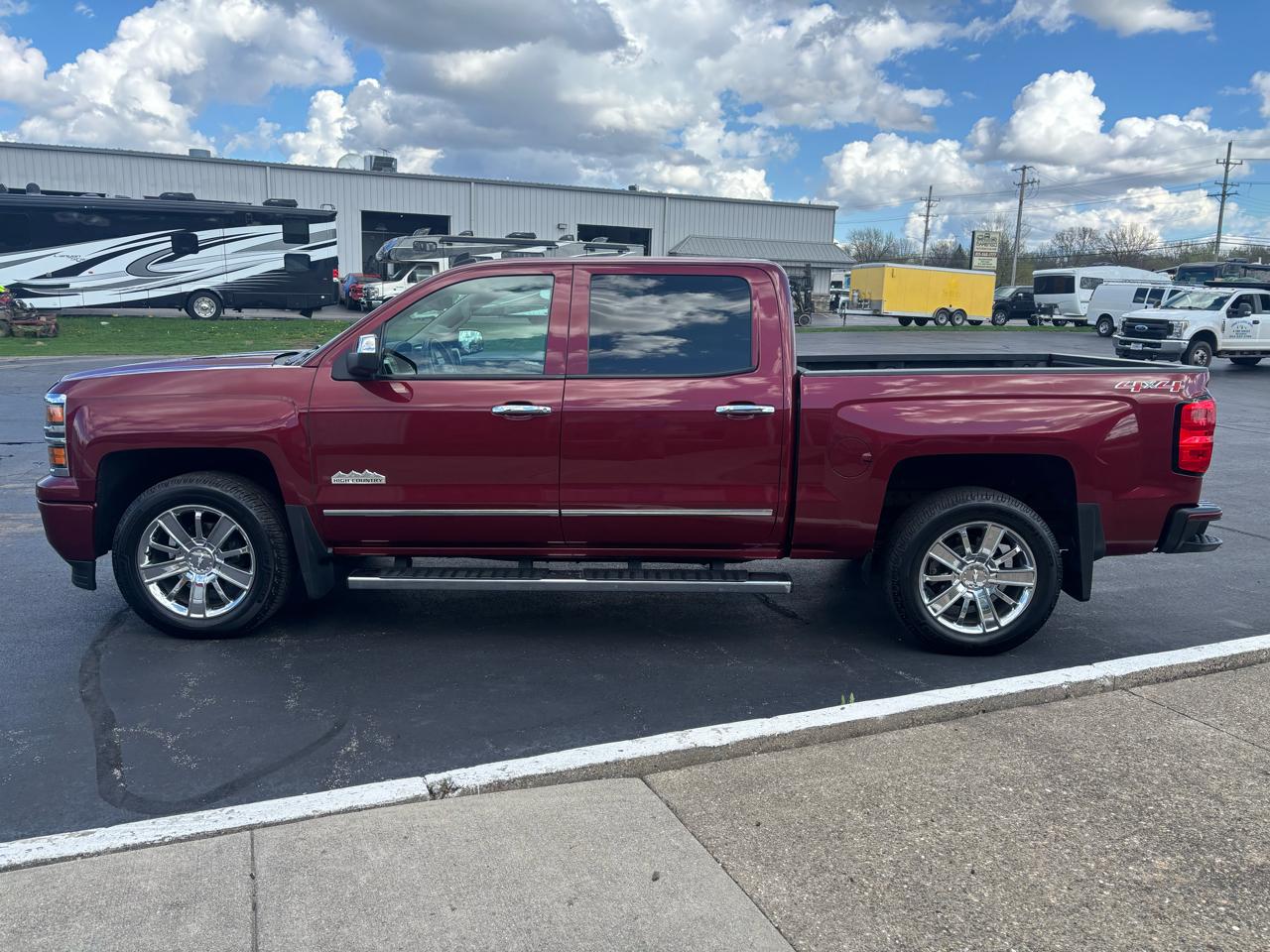 Chevrolet Silverado 1500 4WD Crew Cab 143.5" High Country 2014