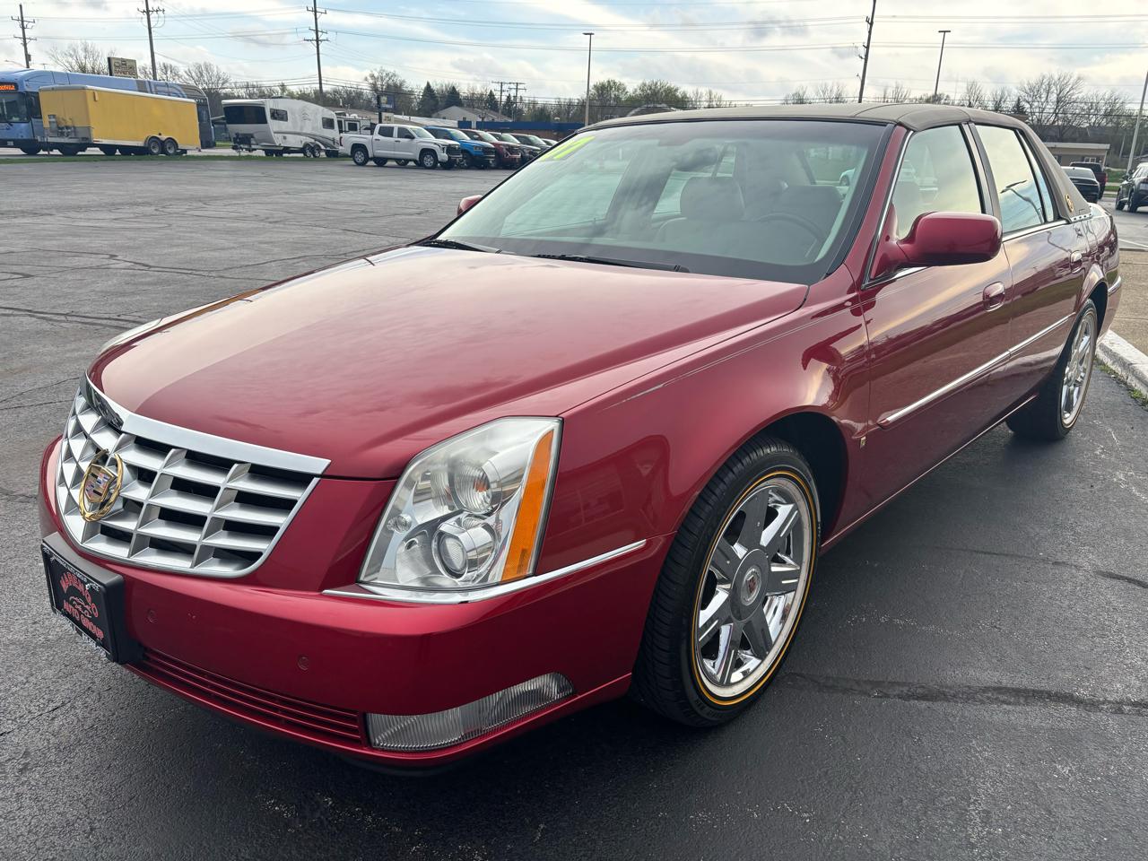Cadillac DTS 4dr Sdn Luxury I 2007