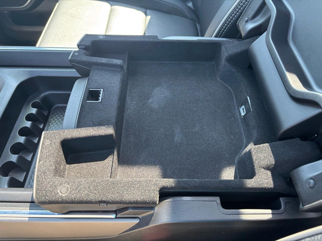 RAM 1500 Laramie 4x4 Crew Cab 5'7" Box 2024