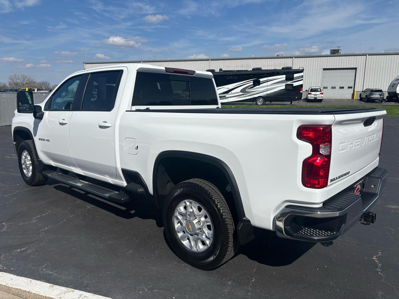 Chevrolet Silverado 2500HD 4WD Crew Cab 159" LT 2022